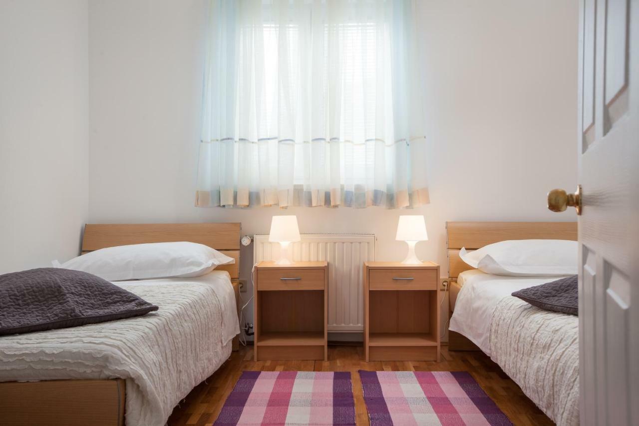 Apartments Ivandic Tučepi Exterior foto
