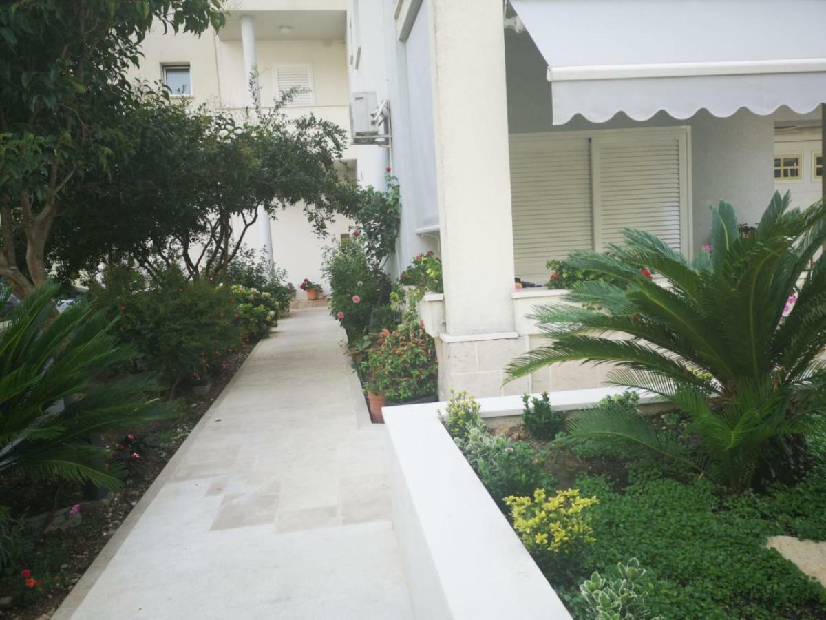 Apartments Ivandic Tučepi Exterior foto